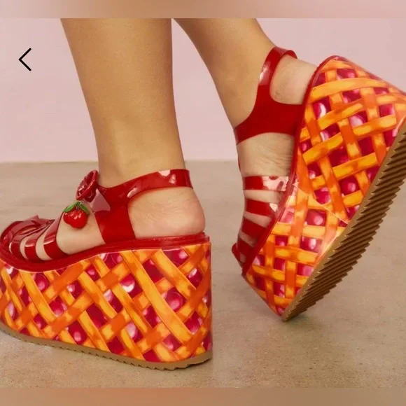 Dolls Kill Sugar Thrillz Cherry Pie Platform Jelly Sandals 9 - Picture 2 of 8